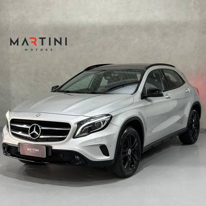 MERCEDES-BENZ GLA 200 1.6 CGI ENDURO 16V TURBO FLEX 4P AUTOMÁTICO